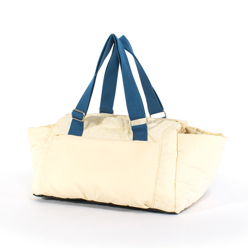 Portable Cat Carrier Bag – Lightweight Foldable Travel Tote for Cats & Small Pets, Breathable & Comfortable Design for Daily Outings