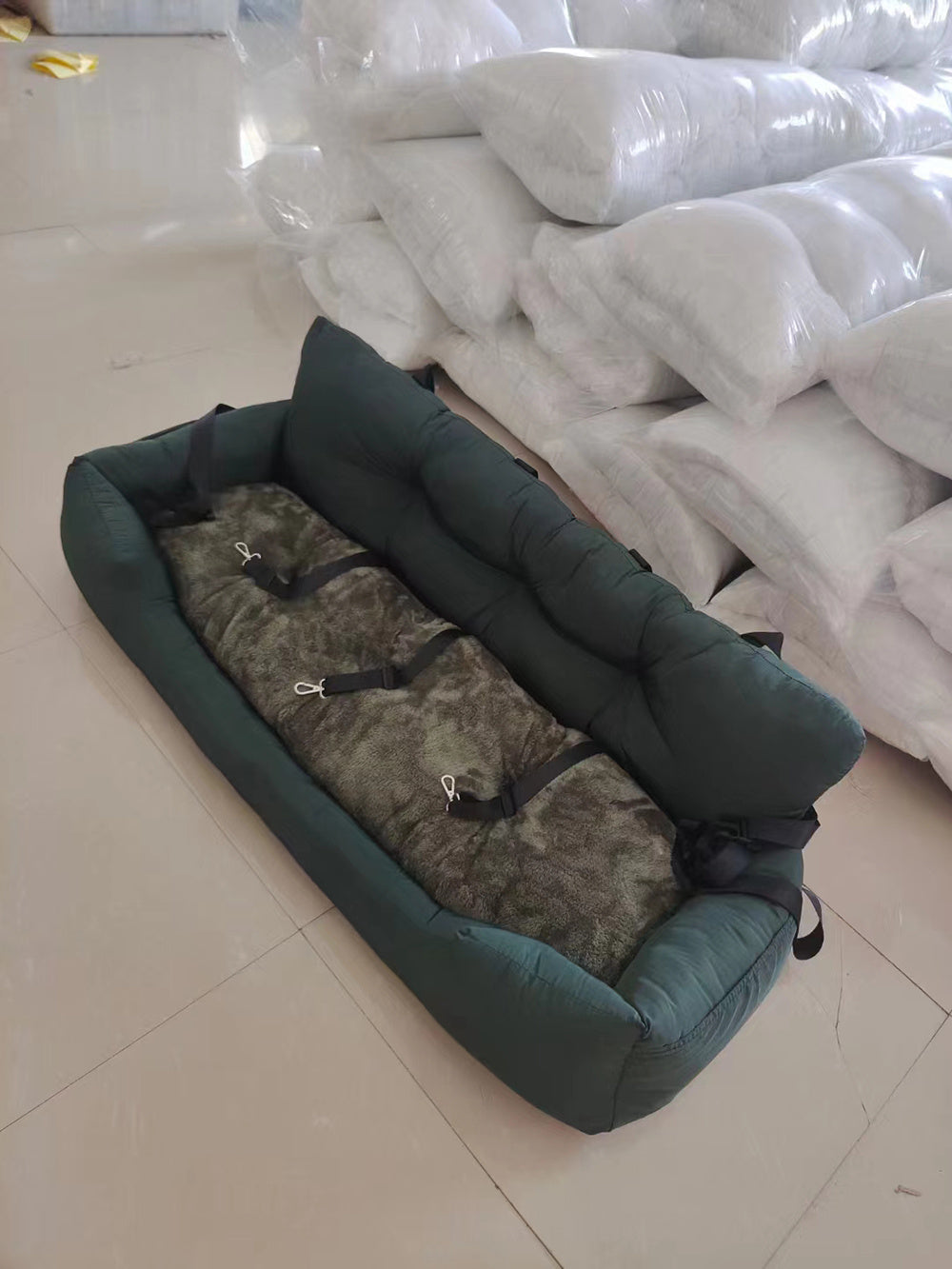 Pet Car Kennel Dog Kennel Outdoor Car Mat Secondary image