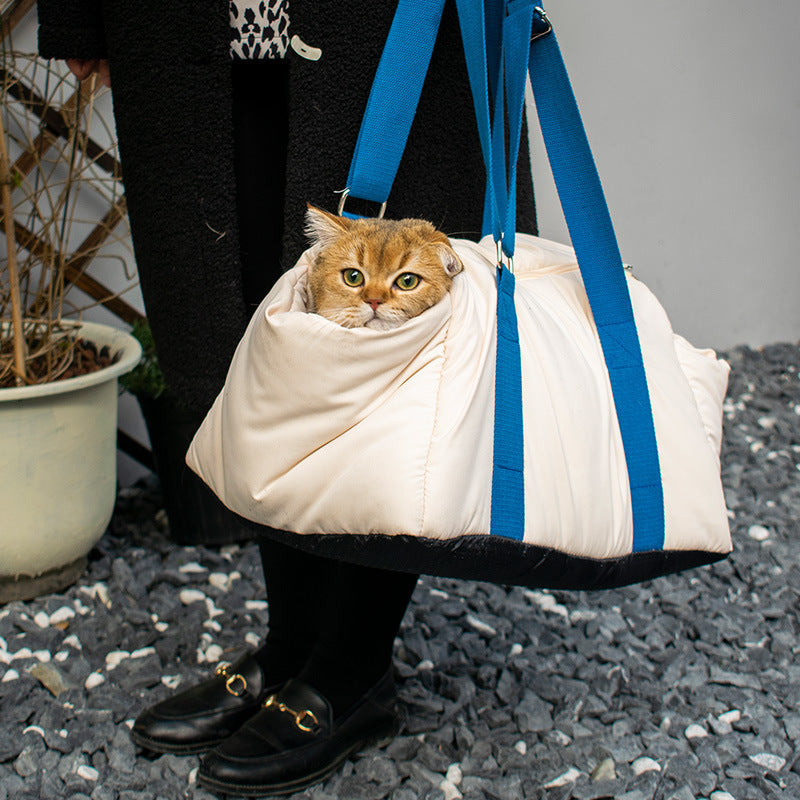 Portable Cat Carrier Bag – Lightweight Foldable Travel Tote for Cats & Small Pets, Breathable & Comfortable Design for Daily Outings